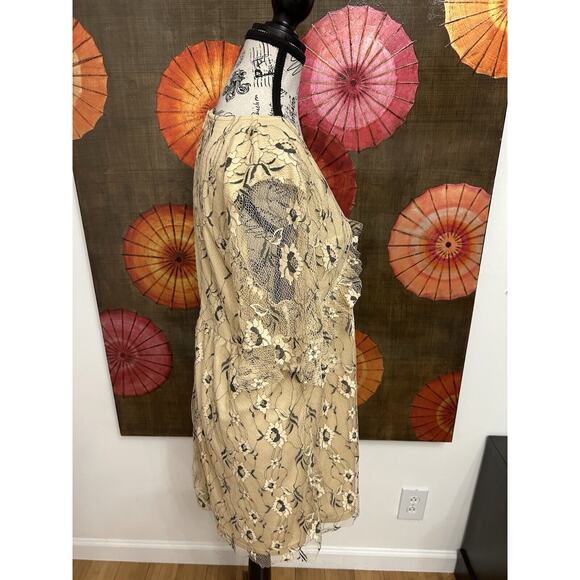 Francesca’s Floral Beige Lace Fit & Flare Dress Romantic Cottagecore Boho Sz L - Picture 2 of 5
